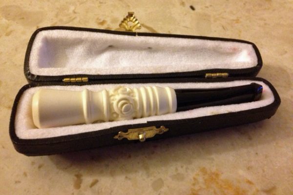Classic cigarette holder — types and sizes guide