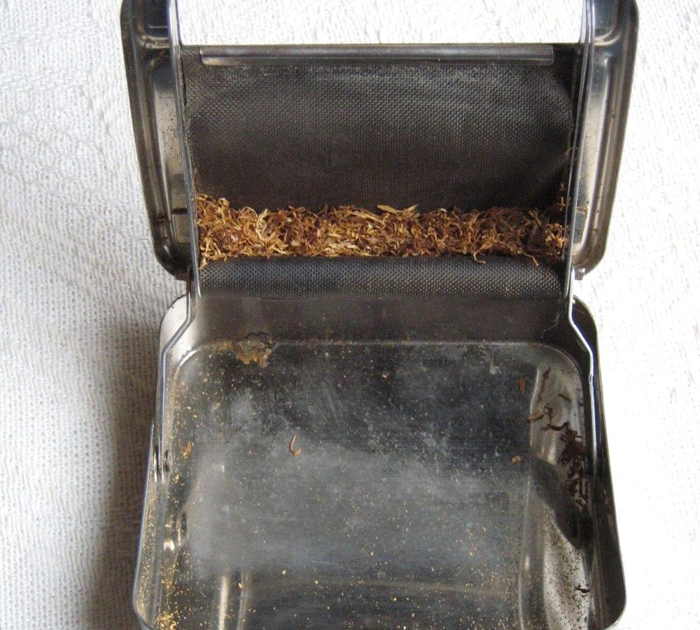 Loose rolling tobacco — machine maintenance guide
