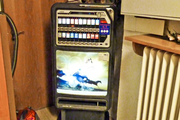 Classic cigarette machine — how to use an electric rolling machine